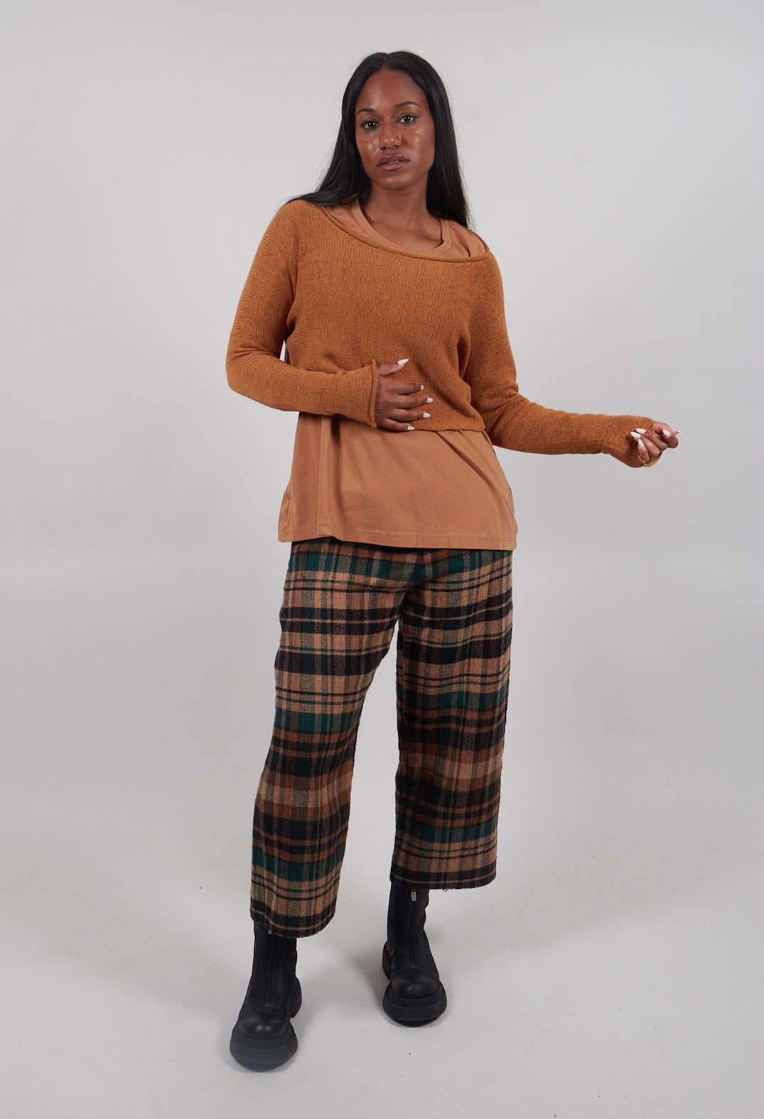 Cropped Fit Jumper in Bronze - 3720712