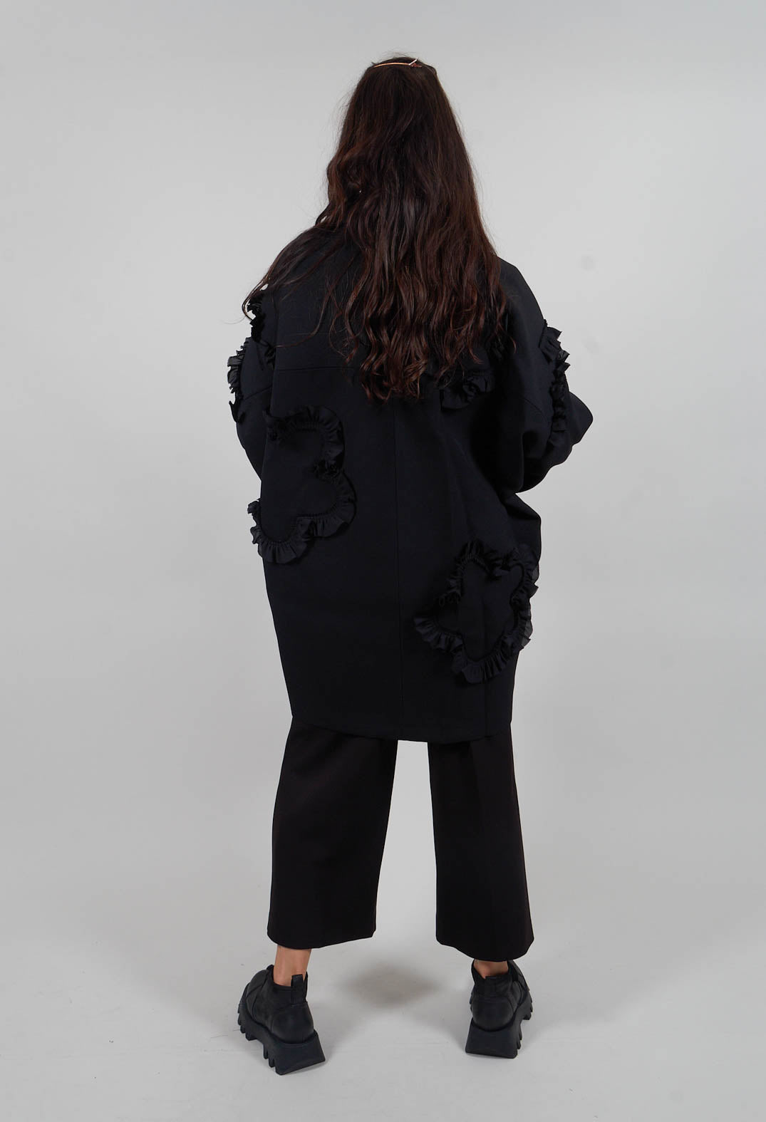 Longline Boxy Wool Coat in Nero