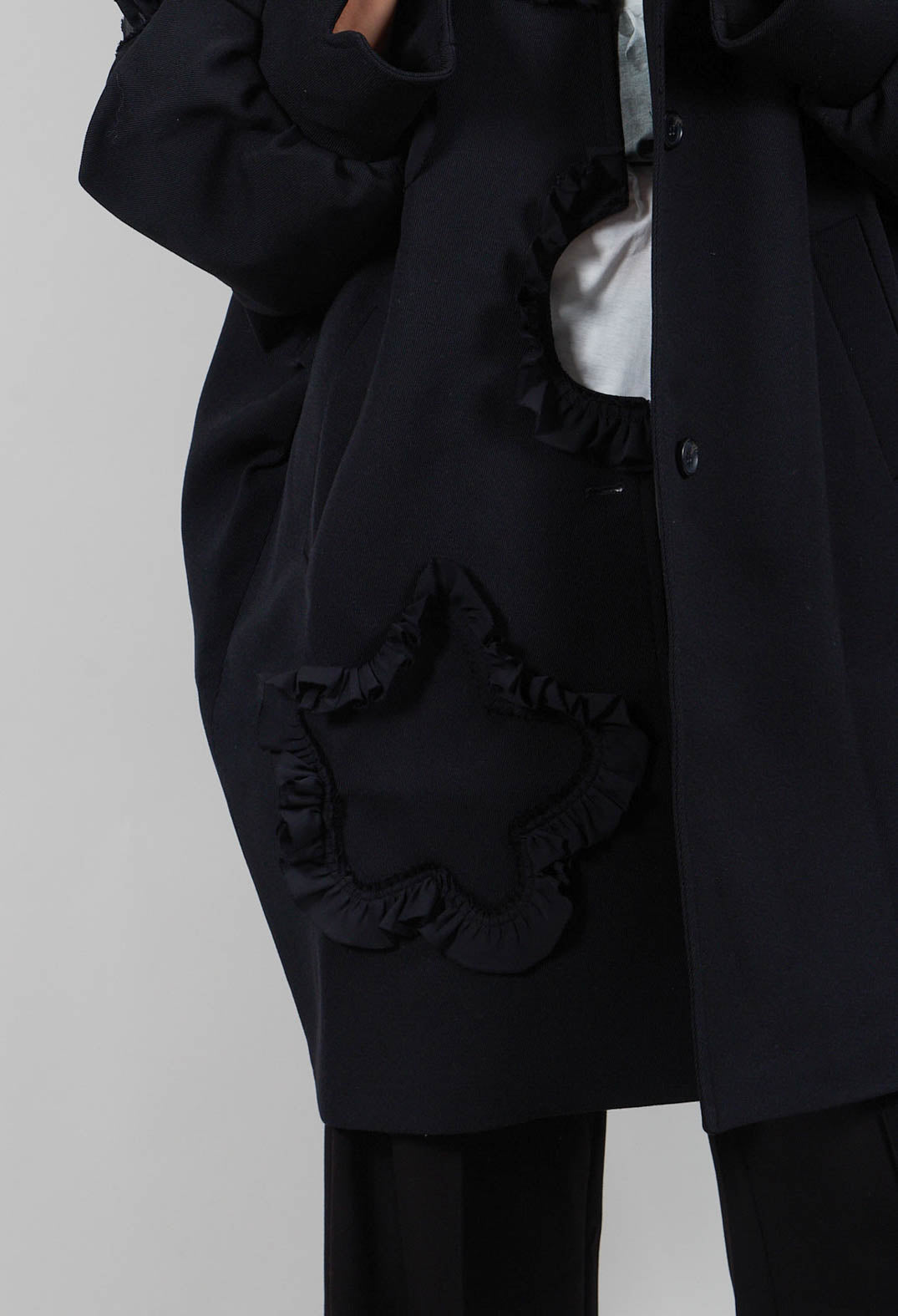 Longline Boxy Wool Coat in Nero
