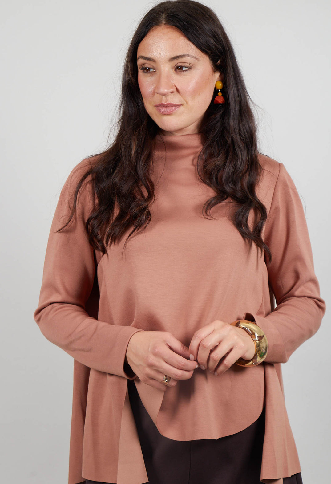 High Low Hem Top in Phard