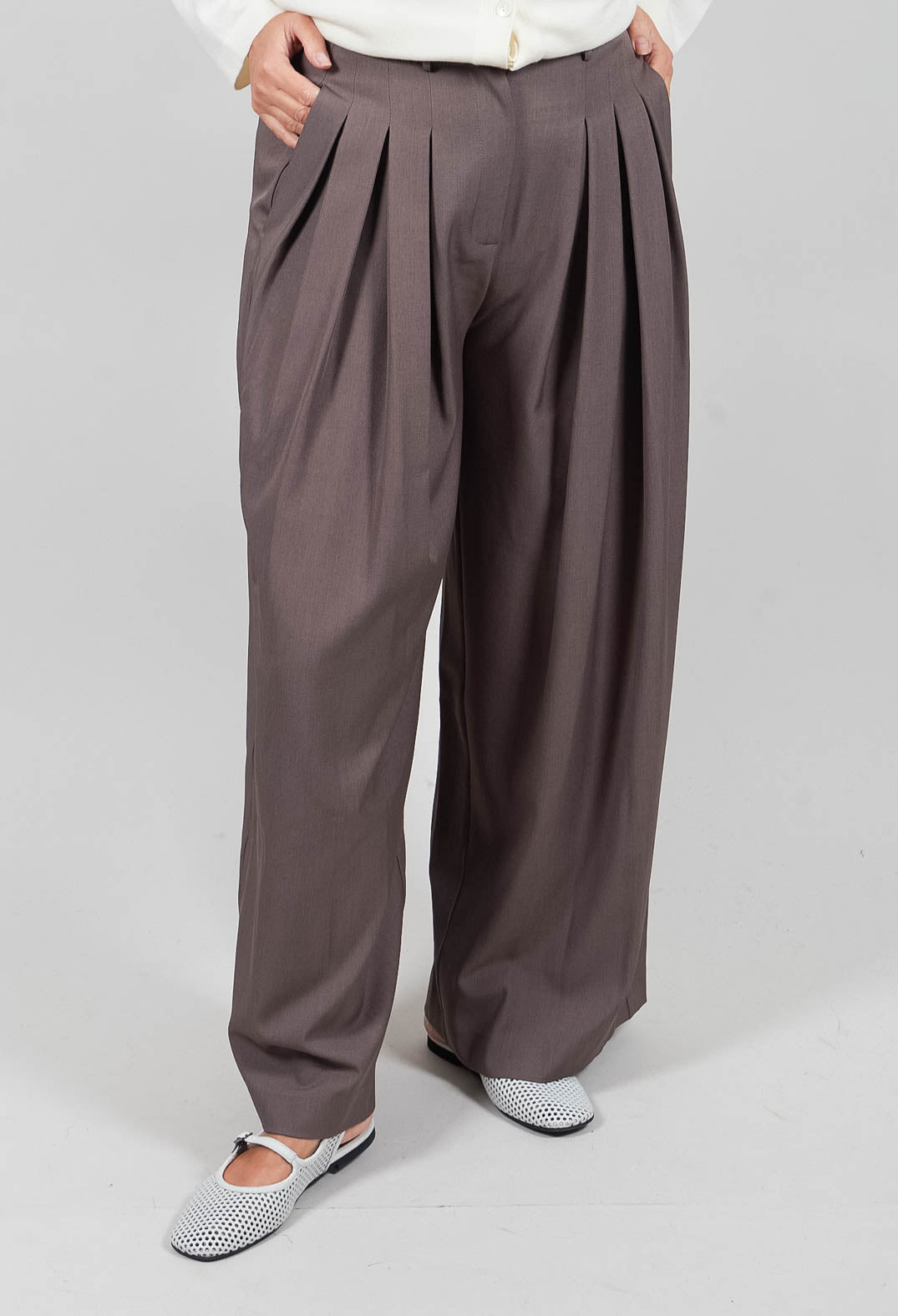 Wide Leg Tailored Trousers in Fango
