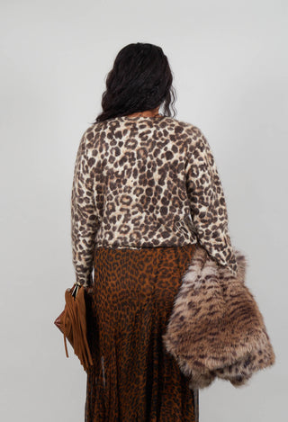Crew Neck Jumper in Leopard Print