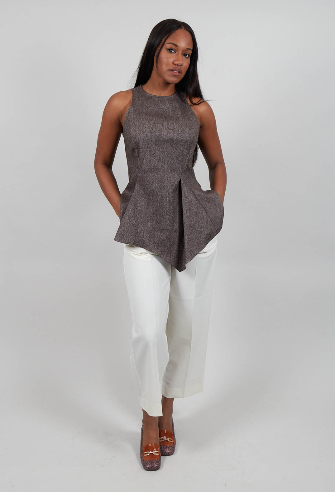 Edwina Top in Sale Pepe Espresso