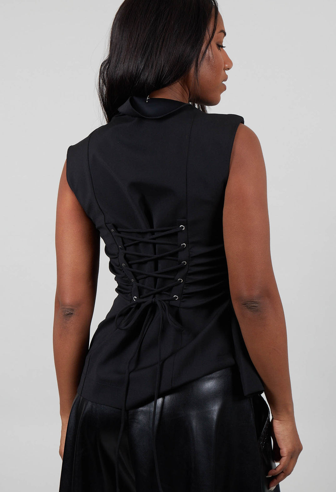 Regina Top in Black