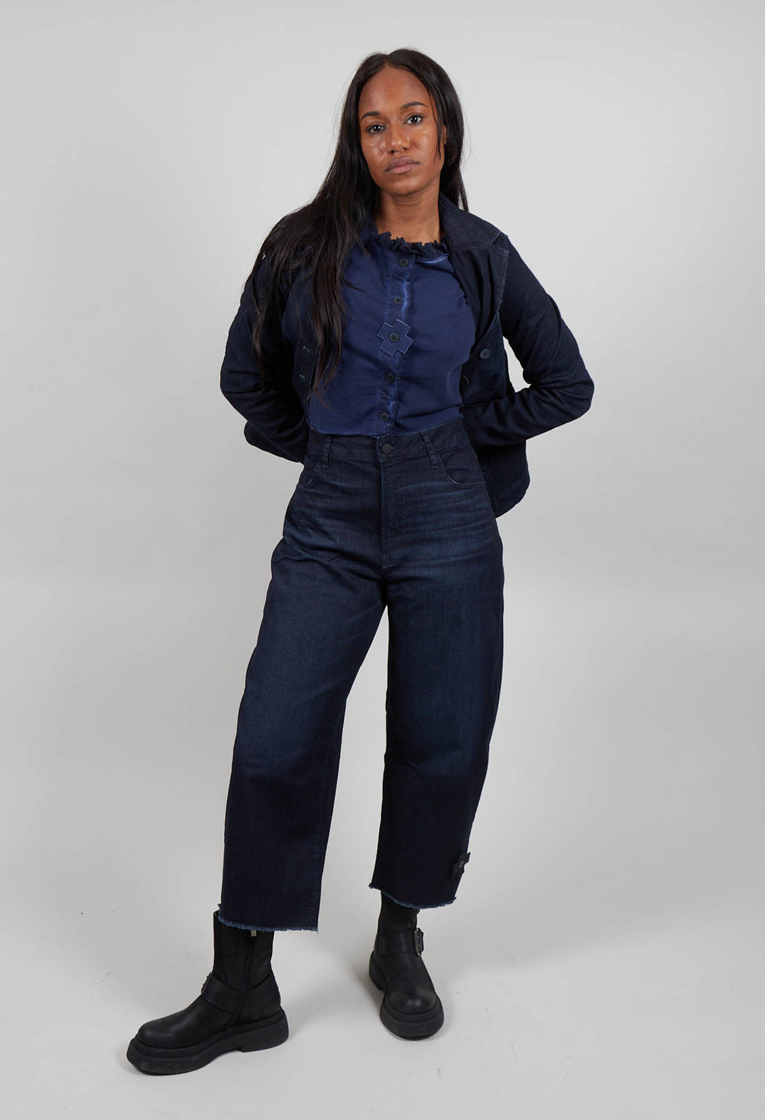 Ocean Crop Jeans in Dark Blue