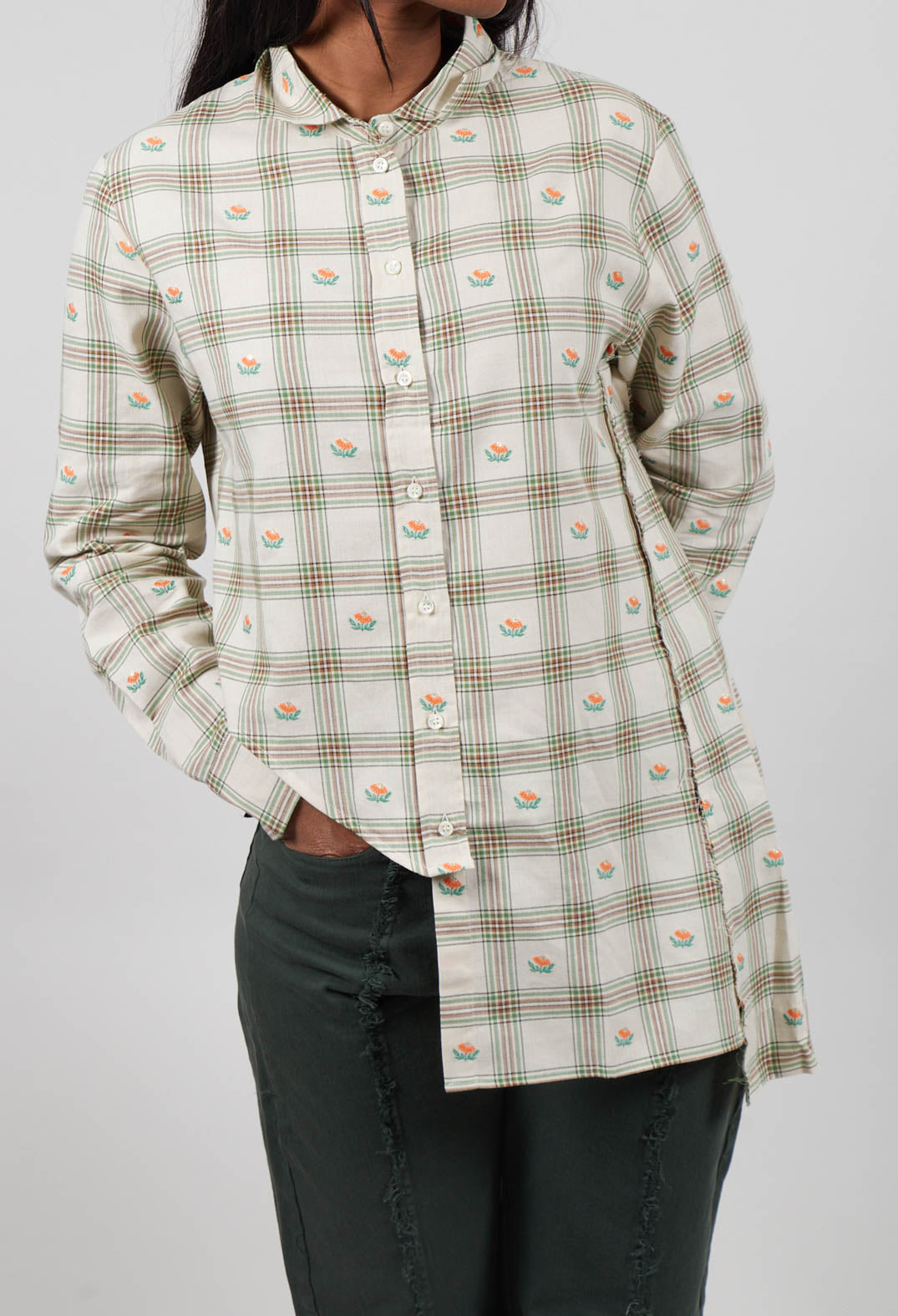Asymetric Hem Shirt in Floral Plaid