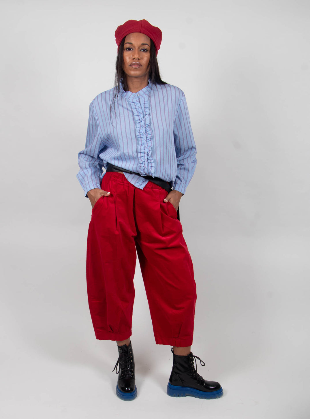 Bianco V Trousers in Rosso