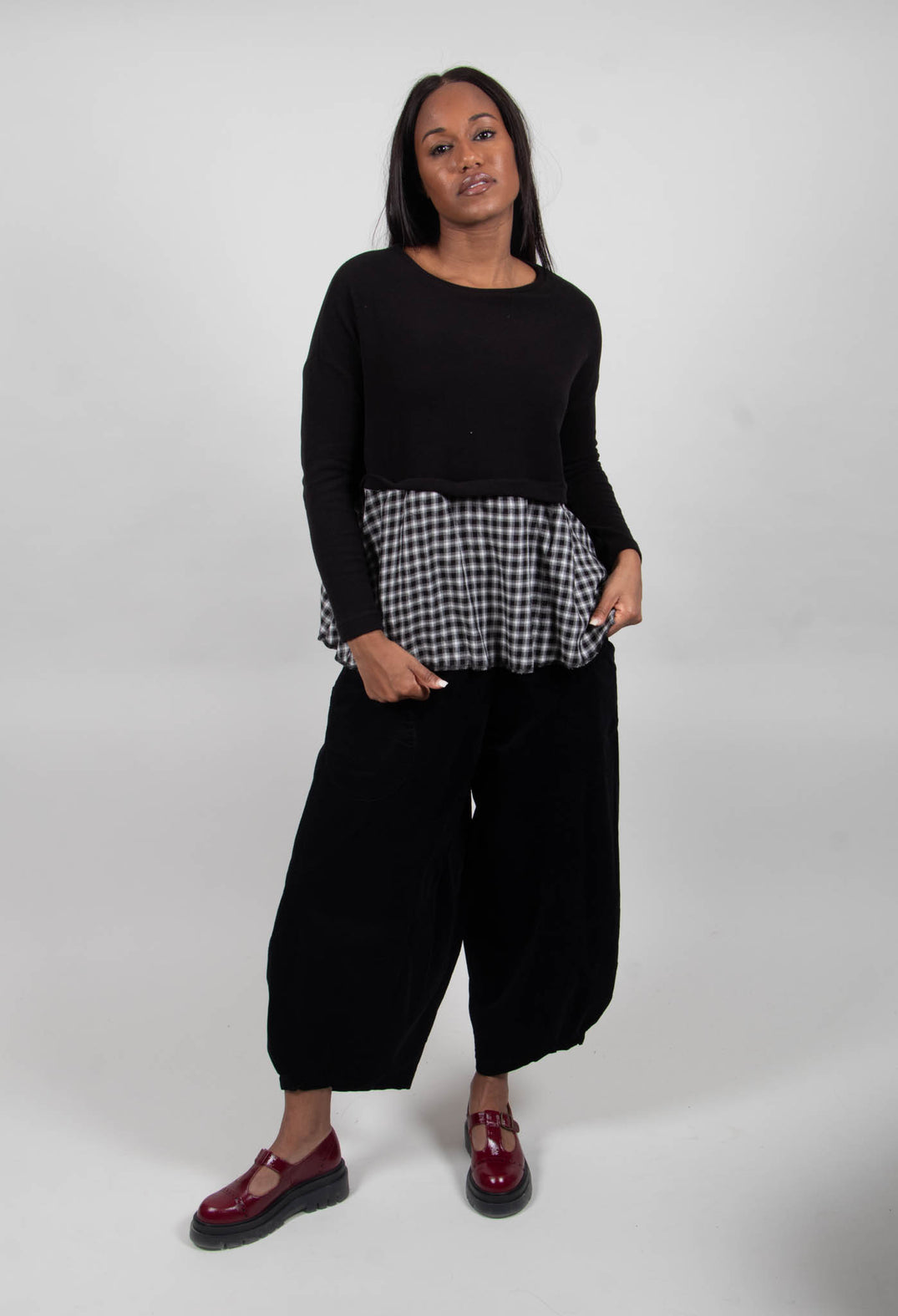 Freda Jumper with Check Trim in Nero