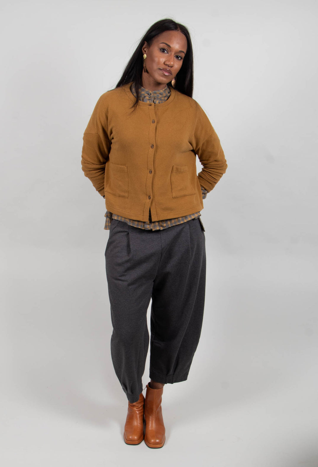 Leah Cardigan in Caramello