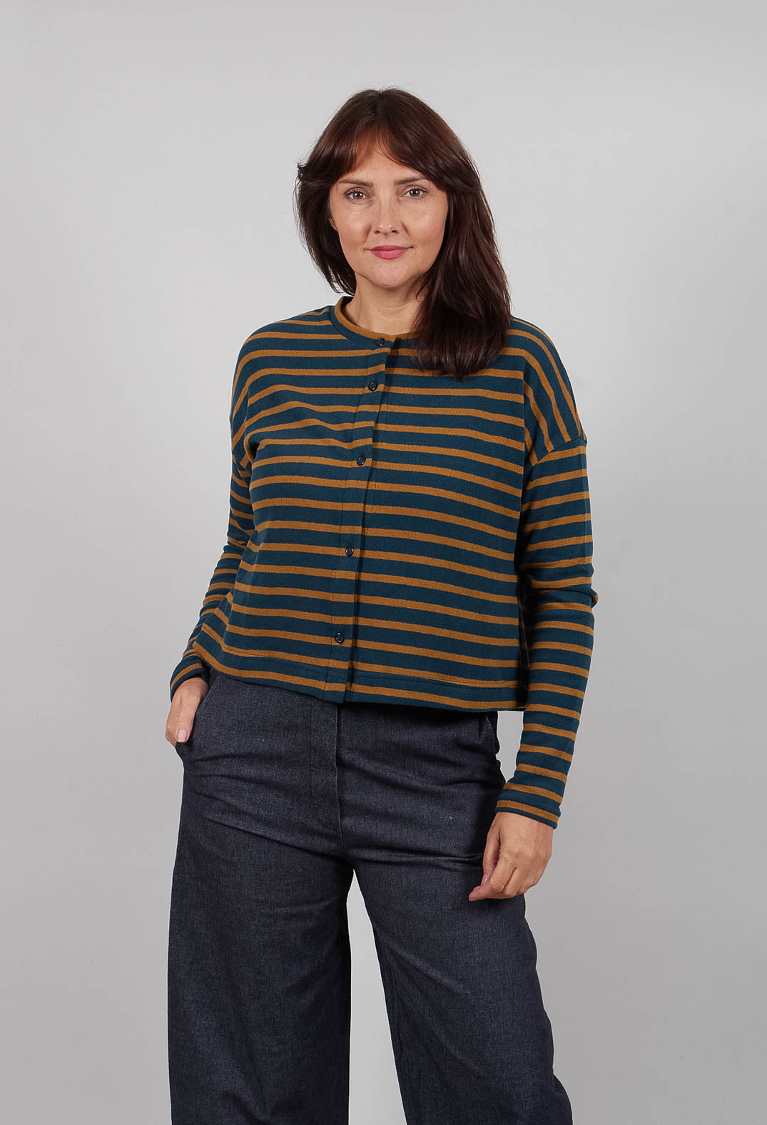 Leah R Cardigan in Caramello Wide Stripe