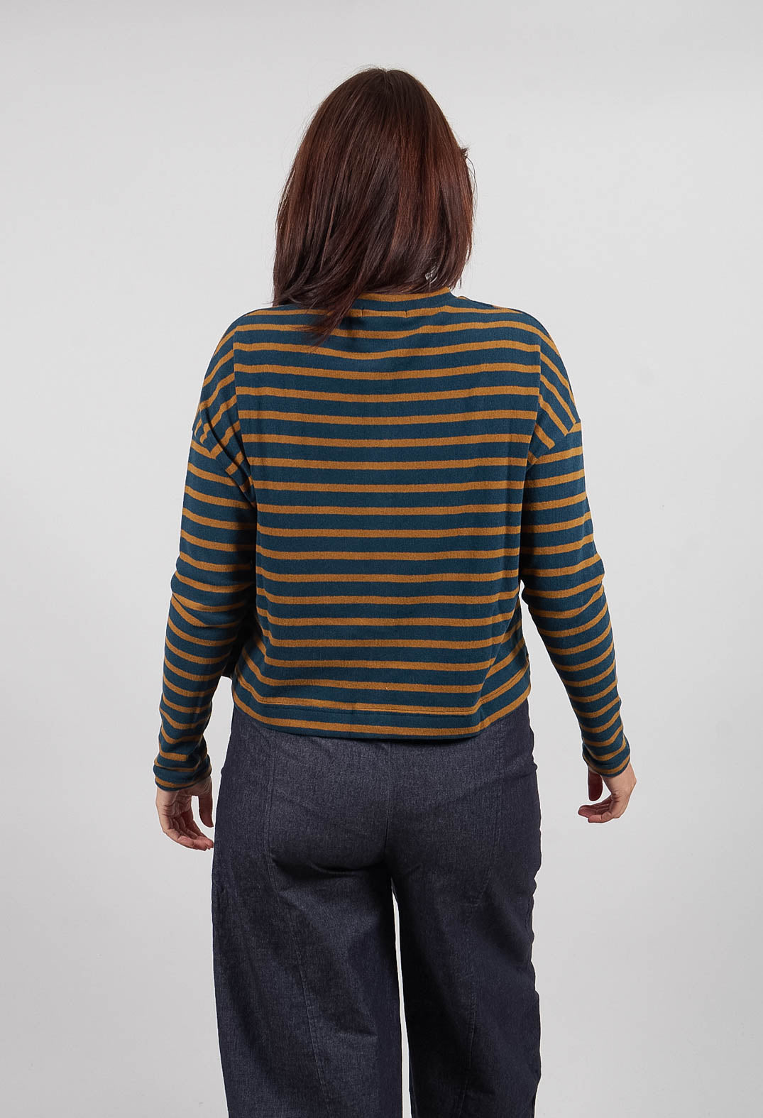 Leah R Cardigan in Caramello Wide Stripe