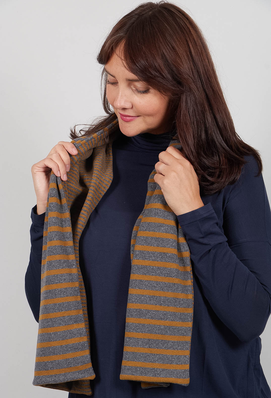 Nule Scarf in Grigio Caramello