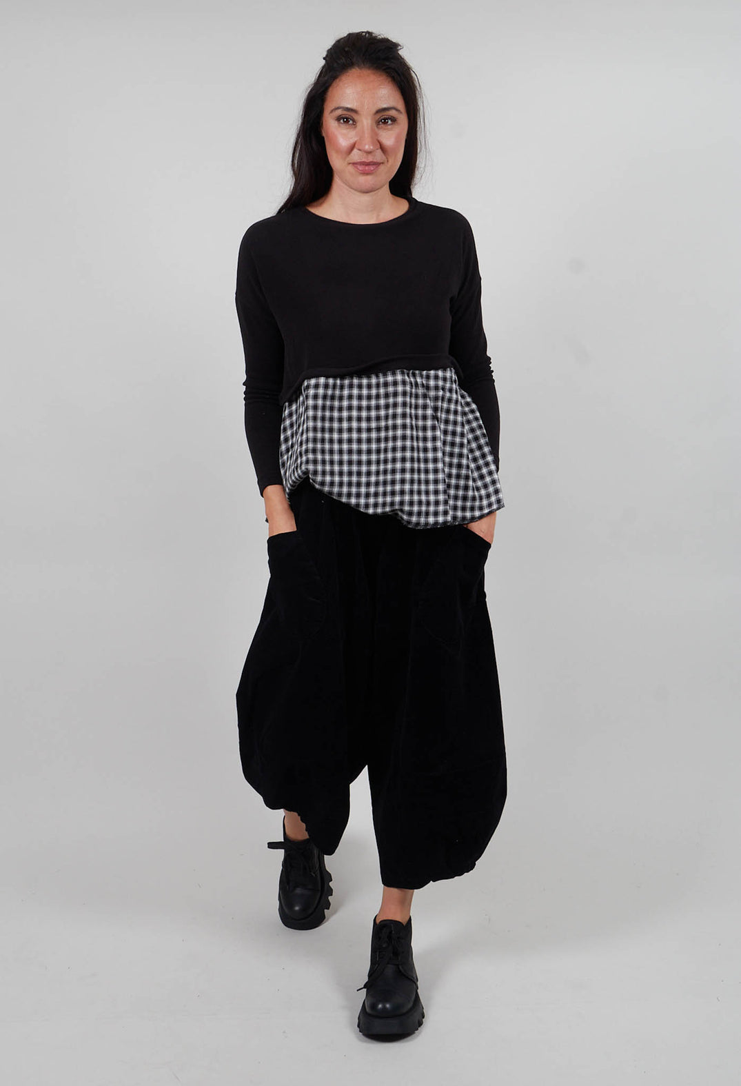 Pace V Trousers in Nero