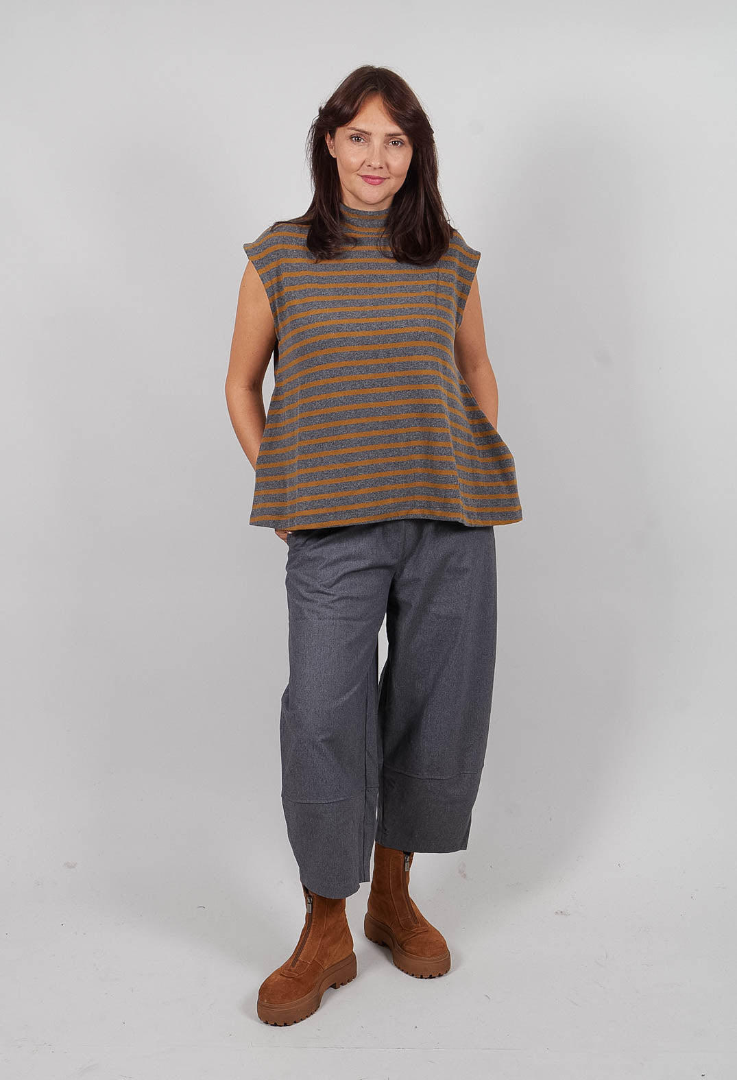 Rima D Trousers in Grigio