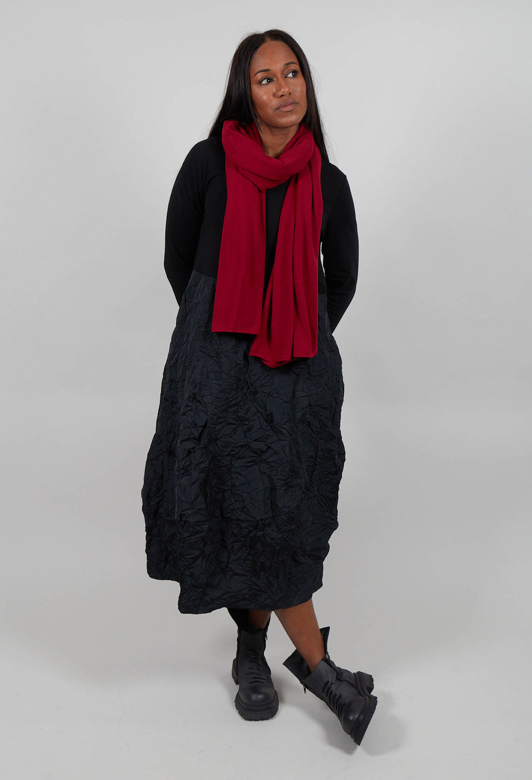 Segovia Scarf in Scuro