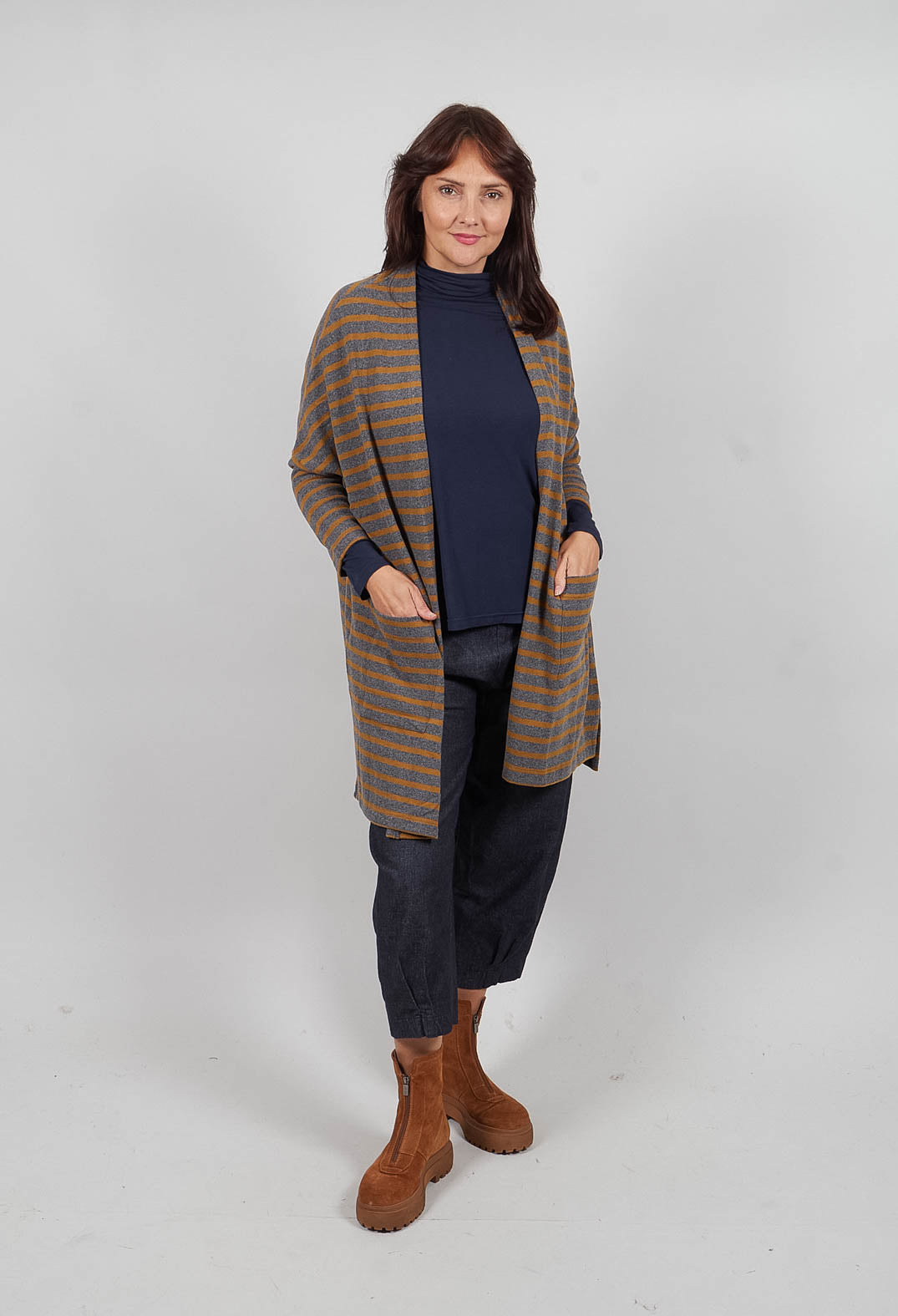 Soufle Riga Cardigan in Grigio Wide Stripe