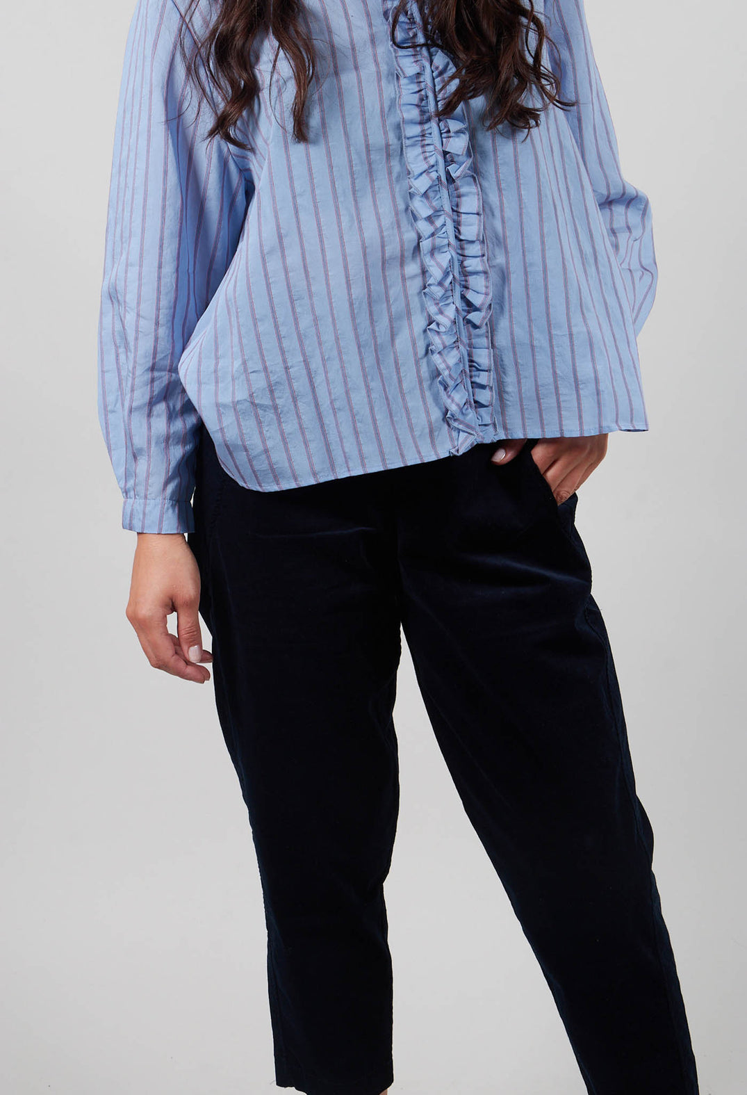 Terra V Trousers in Notte