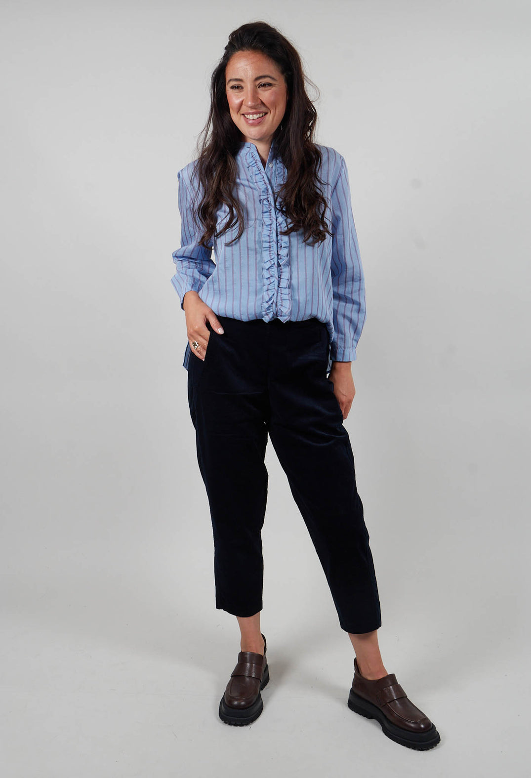 Terra V Trousers in Notte