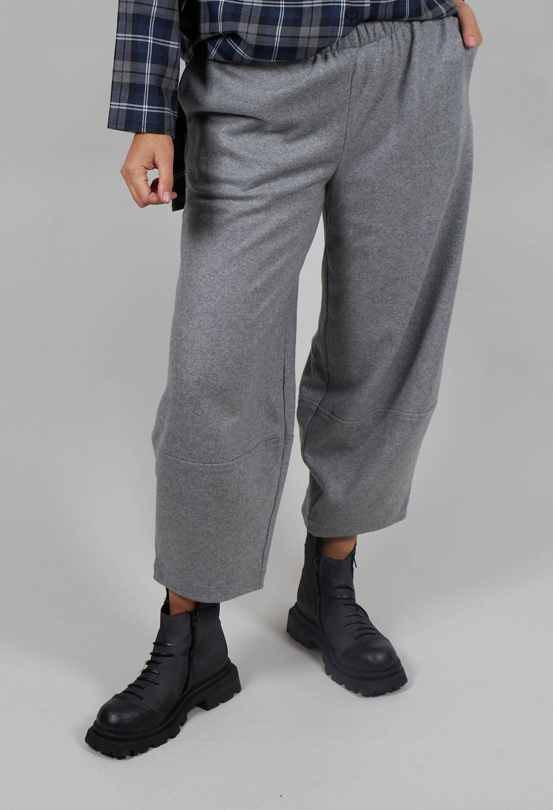 Barrel Leg Wool Trouser in Silver Gray Mel