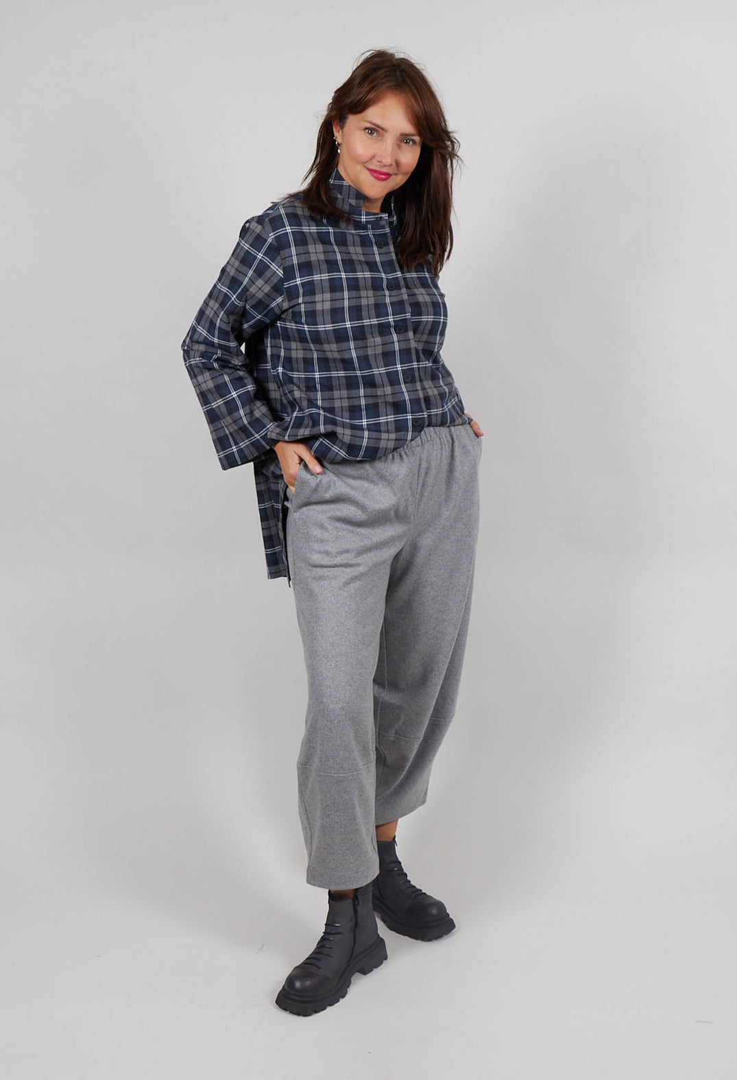 Barrel Leg Wool Trouser in Silver Gray Mel