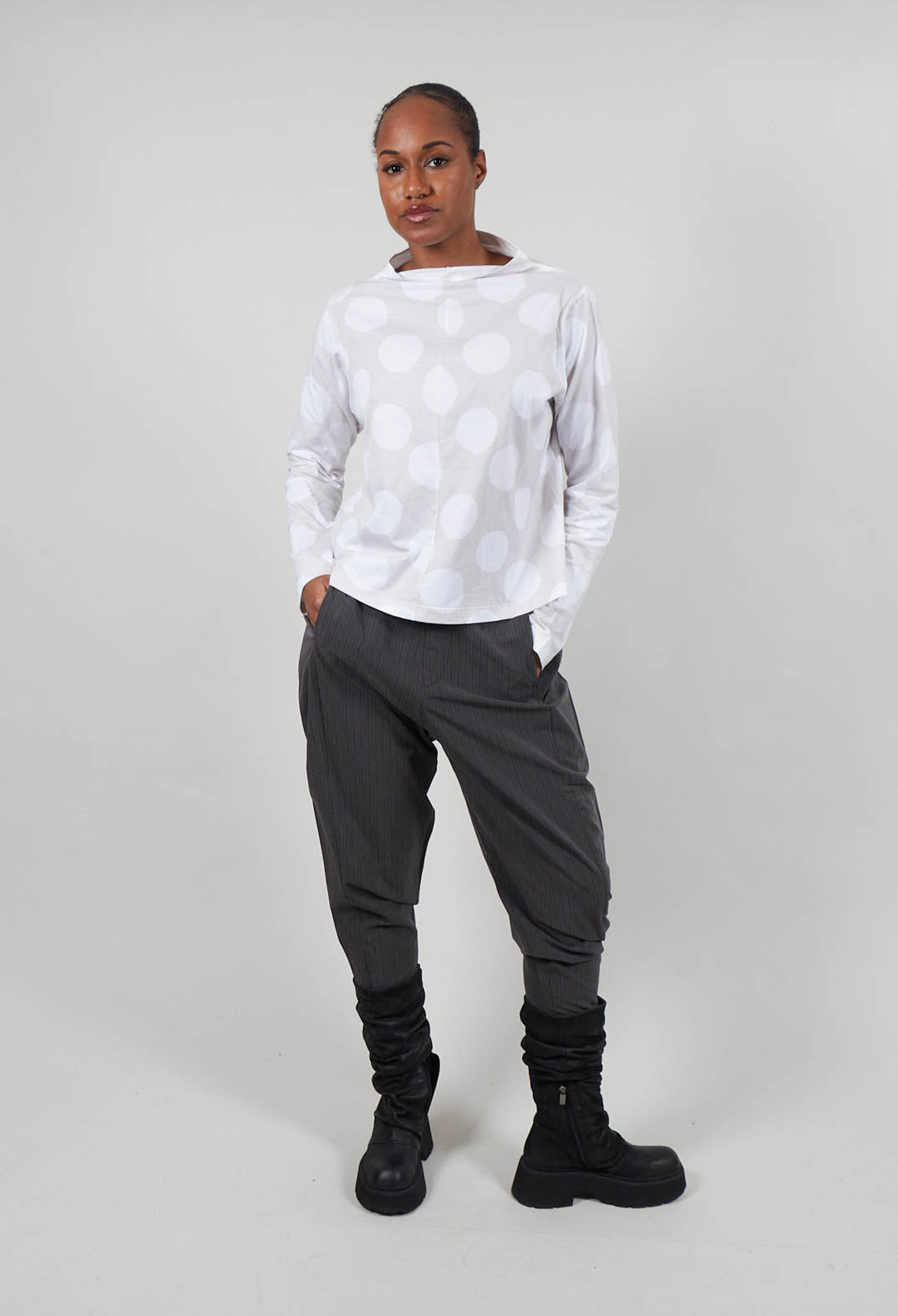 Short Dotty Jumper in Grey