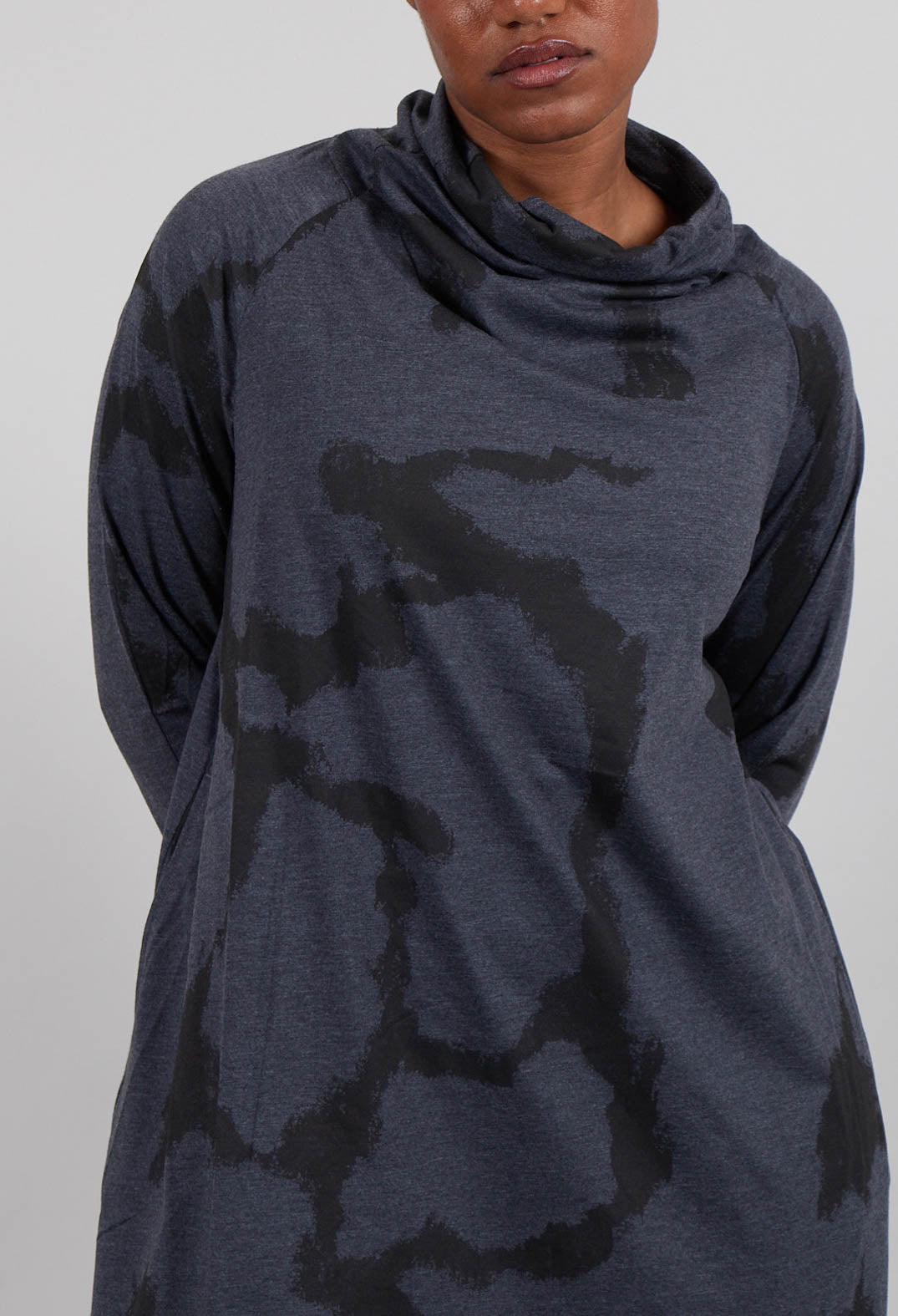 Asymmetric Hem Jumper in Grey