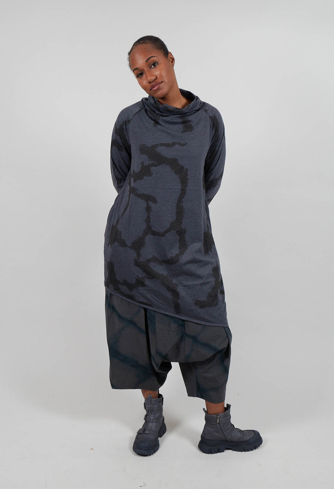 Asymmetric Hem Jumper in Grey