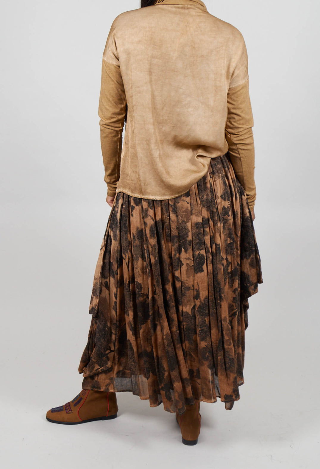 Ruffle Skirt in Cognac Quartz