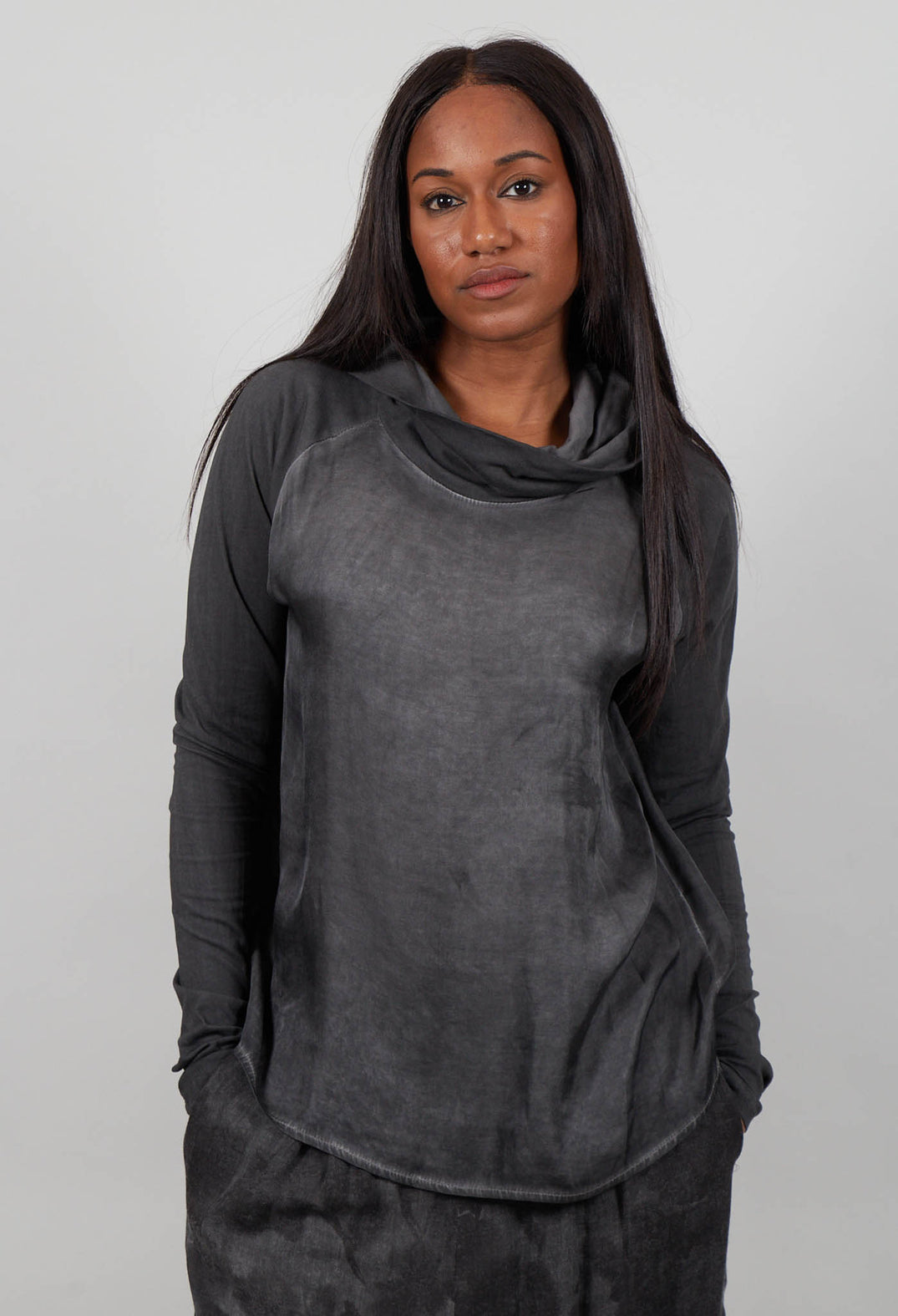 Hooded T-Shirt in Ash Grey