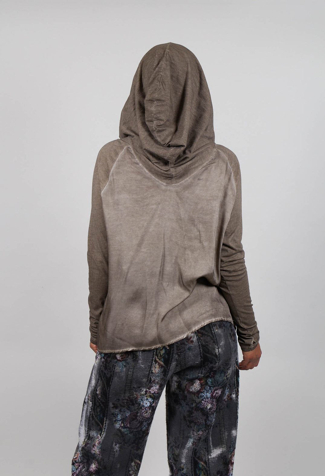 Hooded T-Shirt in Greige