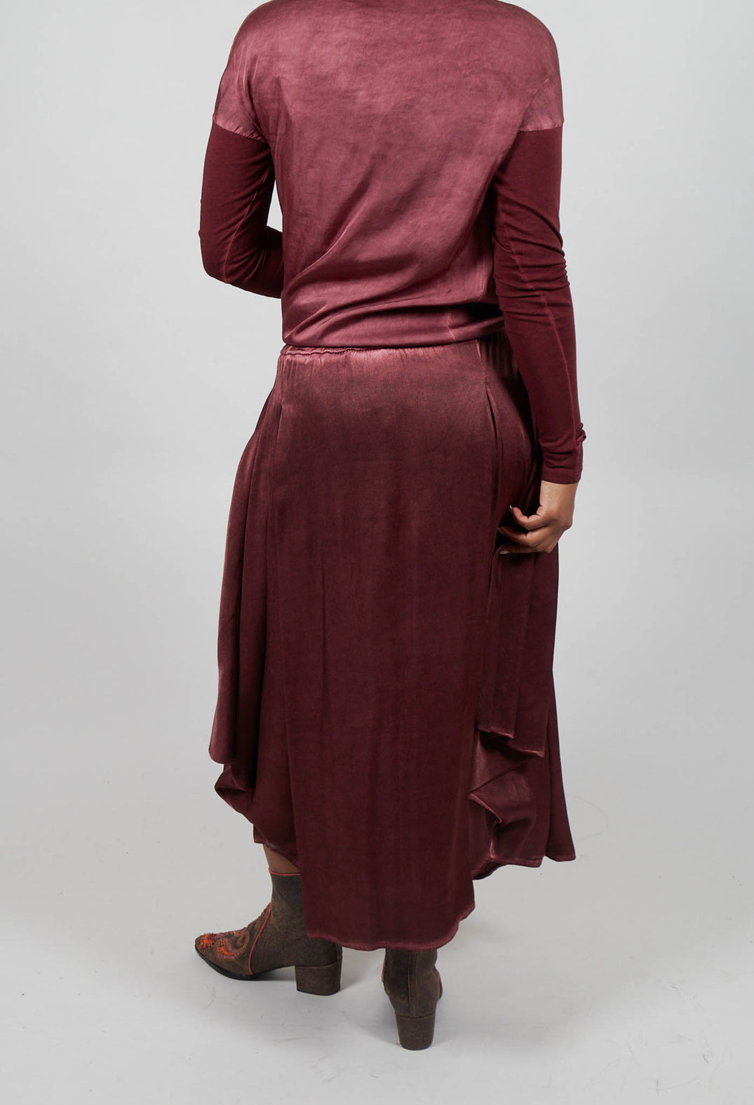 Hammered Satin Skirt in Red Amethyst