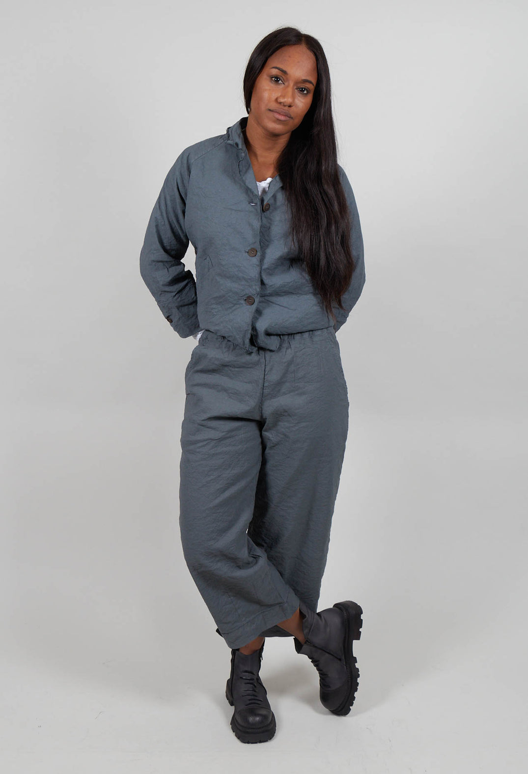 Cropped Wide Leg Trousers in Asfalto