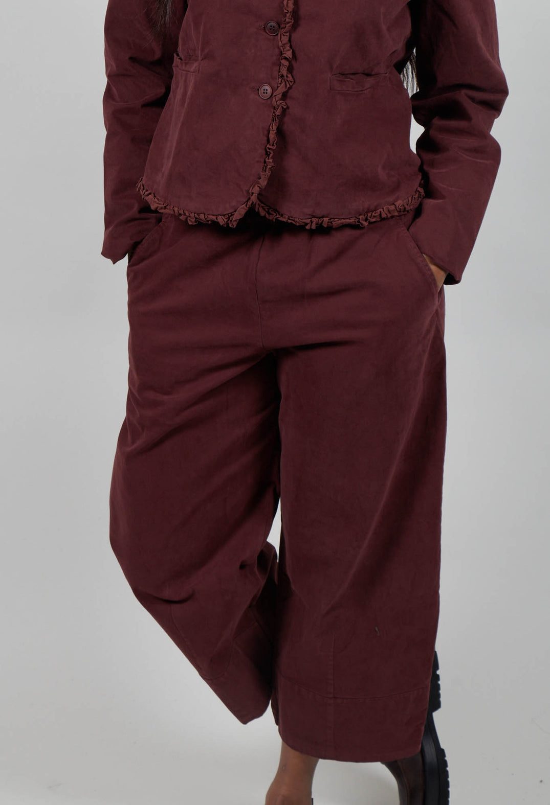 Barrel Leg Trousers in Amarena