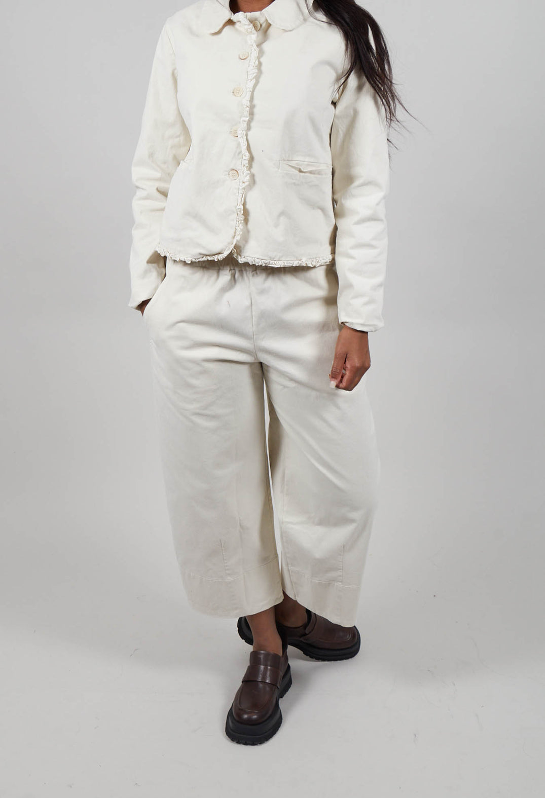 Barrel Leg Trousers in Chalk