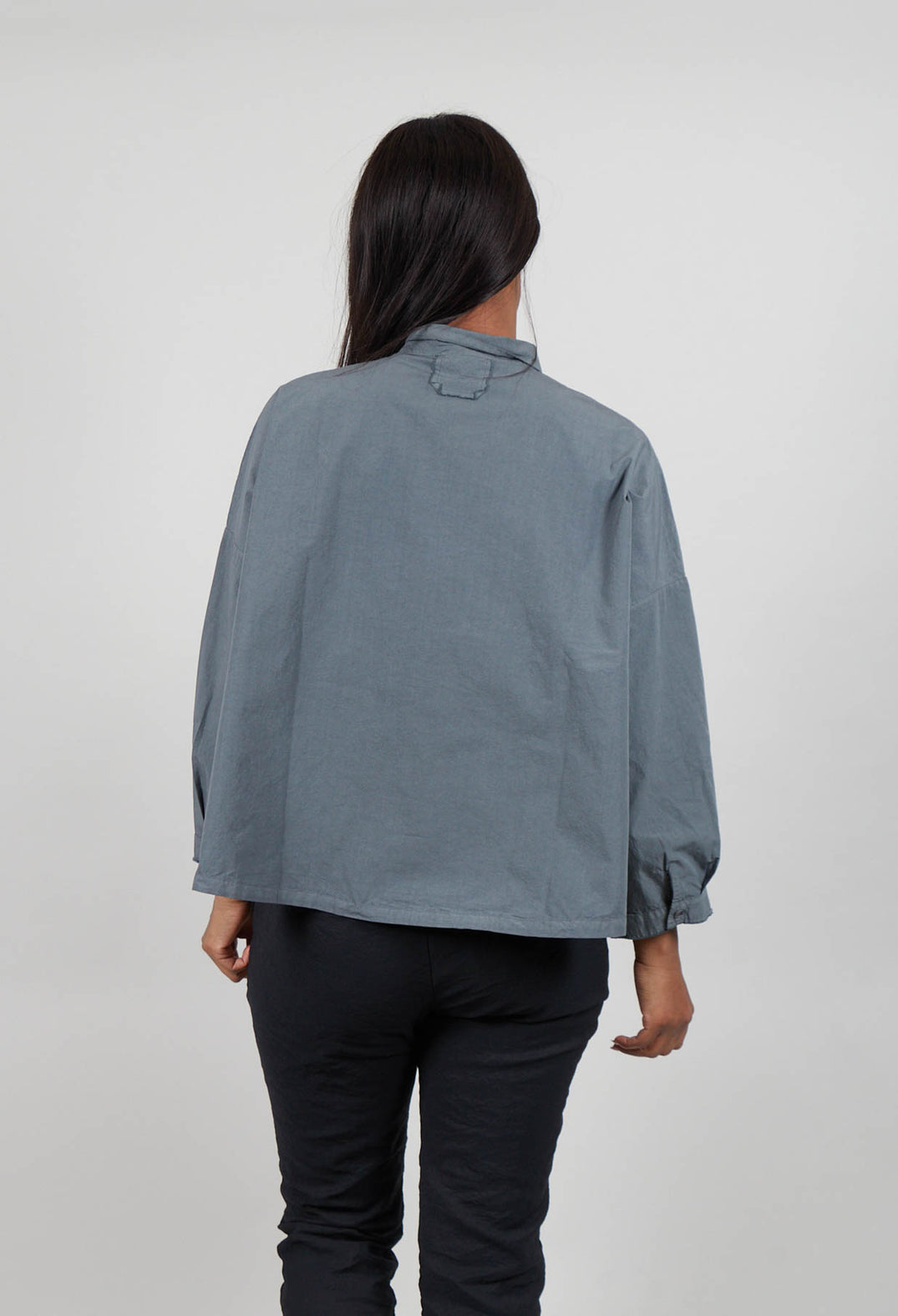 Cropped Shirt in Asfalto
