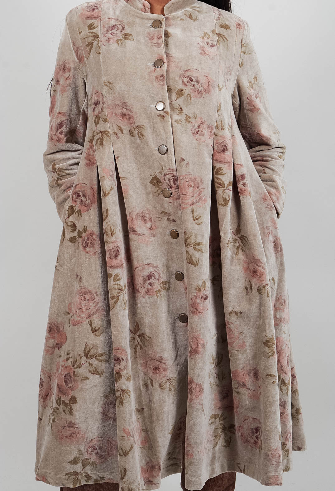 Mae Coat in Velours Ras Fleurs Sauge