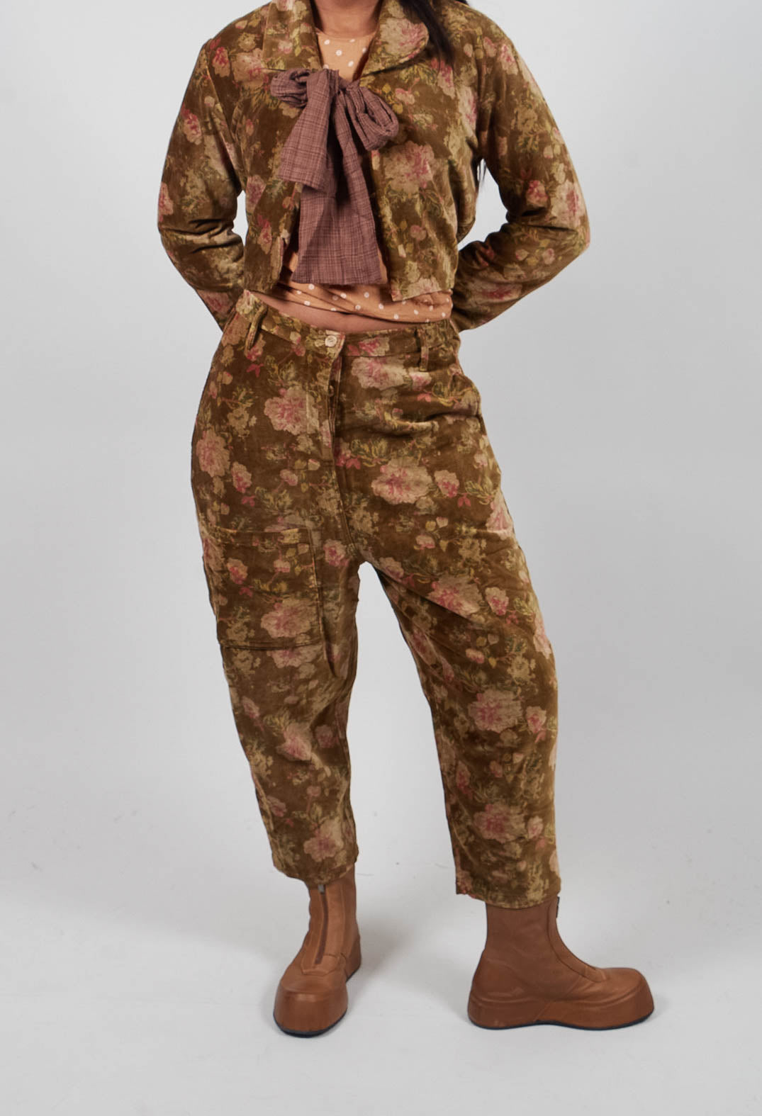 Gaston Trousers in Velours Ras Fleurs Foret