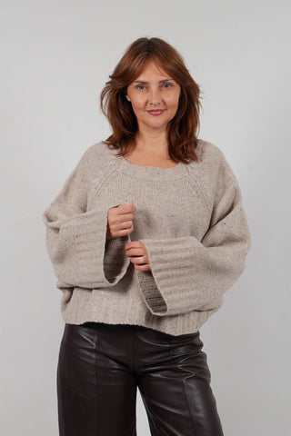 Oversized Cropped Knit Jumper in Caramel Marl