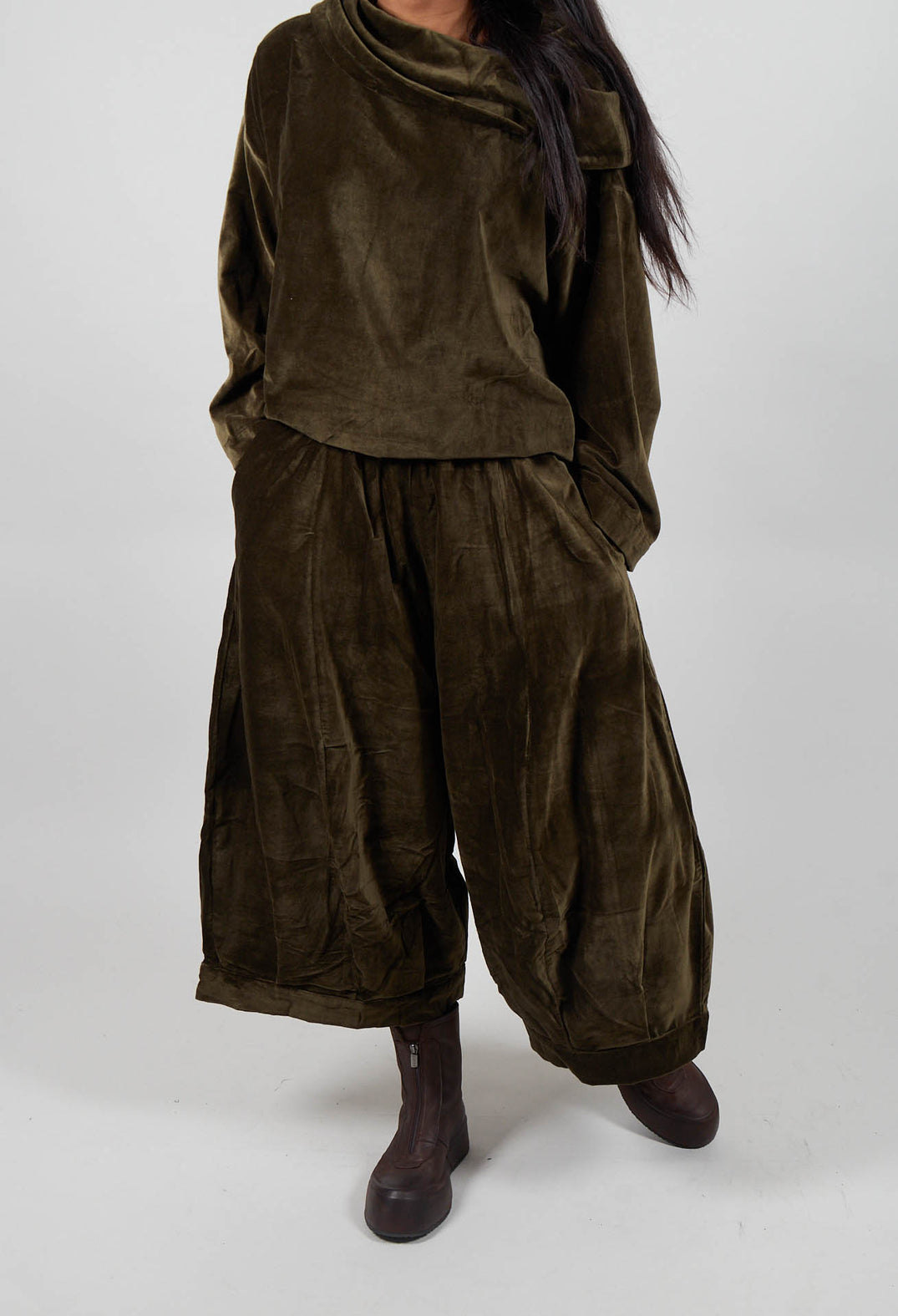 Velvet Wide Leg Drop Crotch Trouser in Green