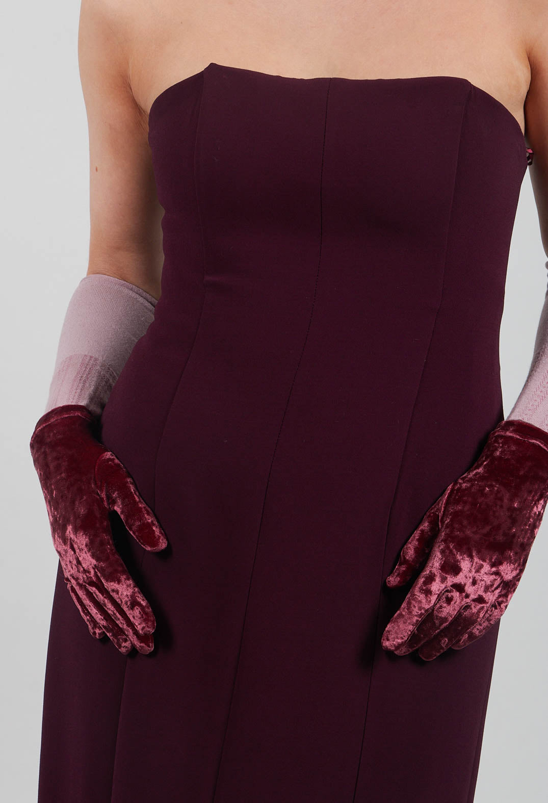Velvet Gloves in Pink Velvet