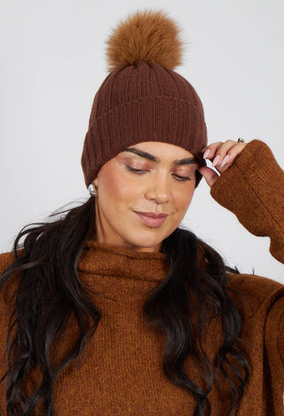 Fur Bobble Hat in Brown