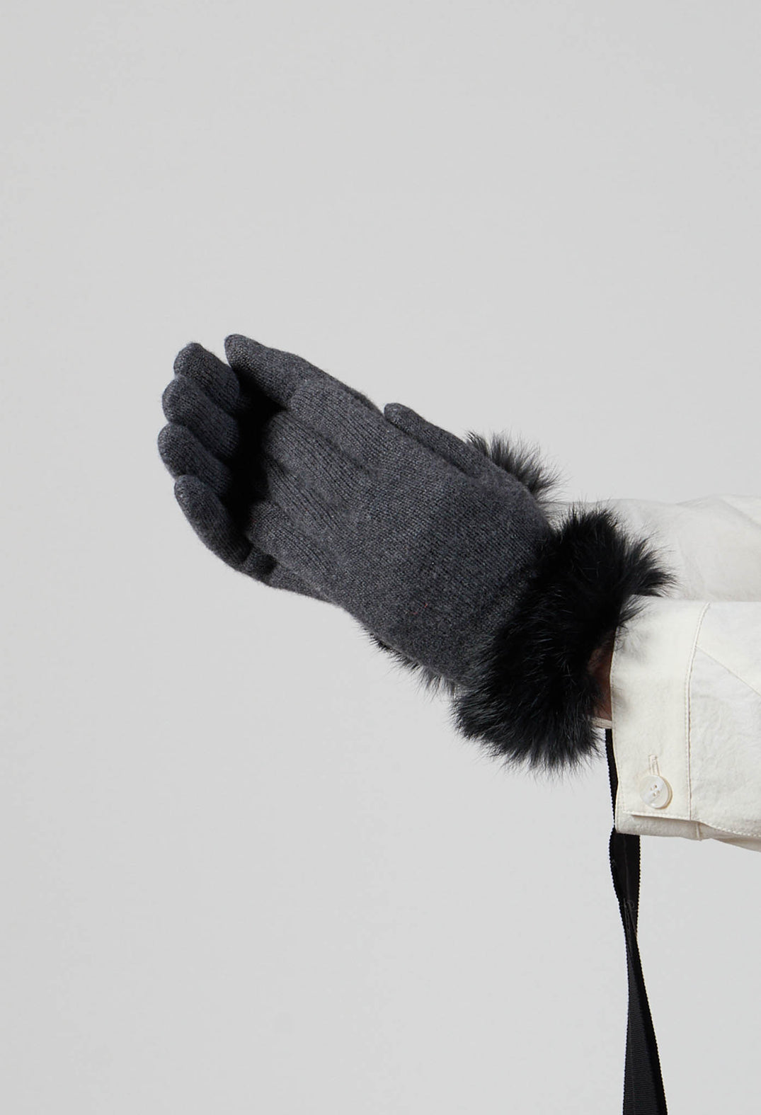Gloves with Fur Trim in Marengo / Negro