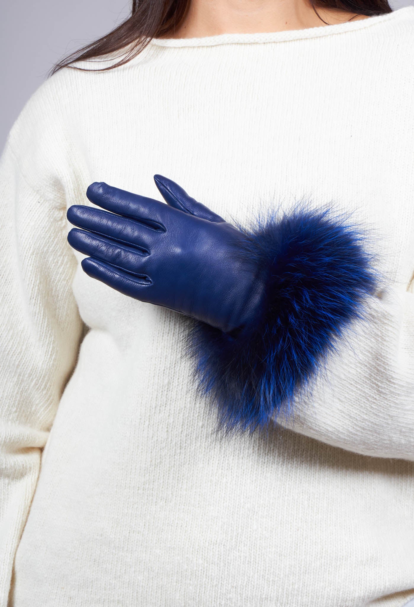 Santacana Gloves with Fur Trim in Ink