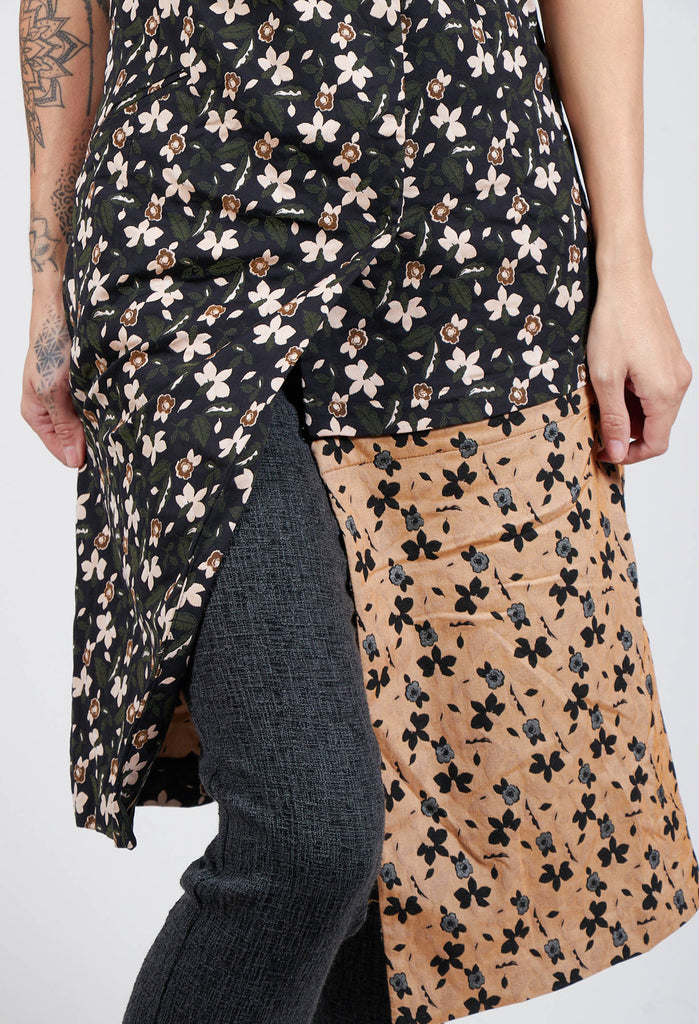 Sleeveless Structured Wrap Dress with Print in Nero