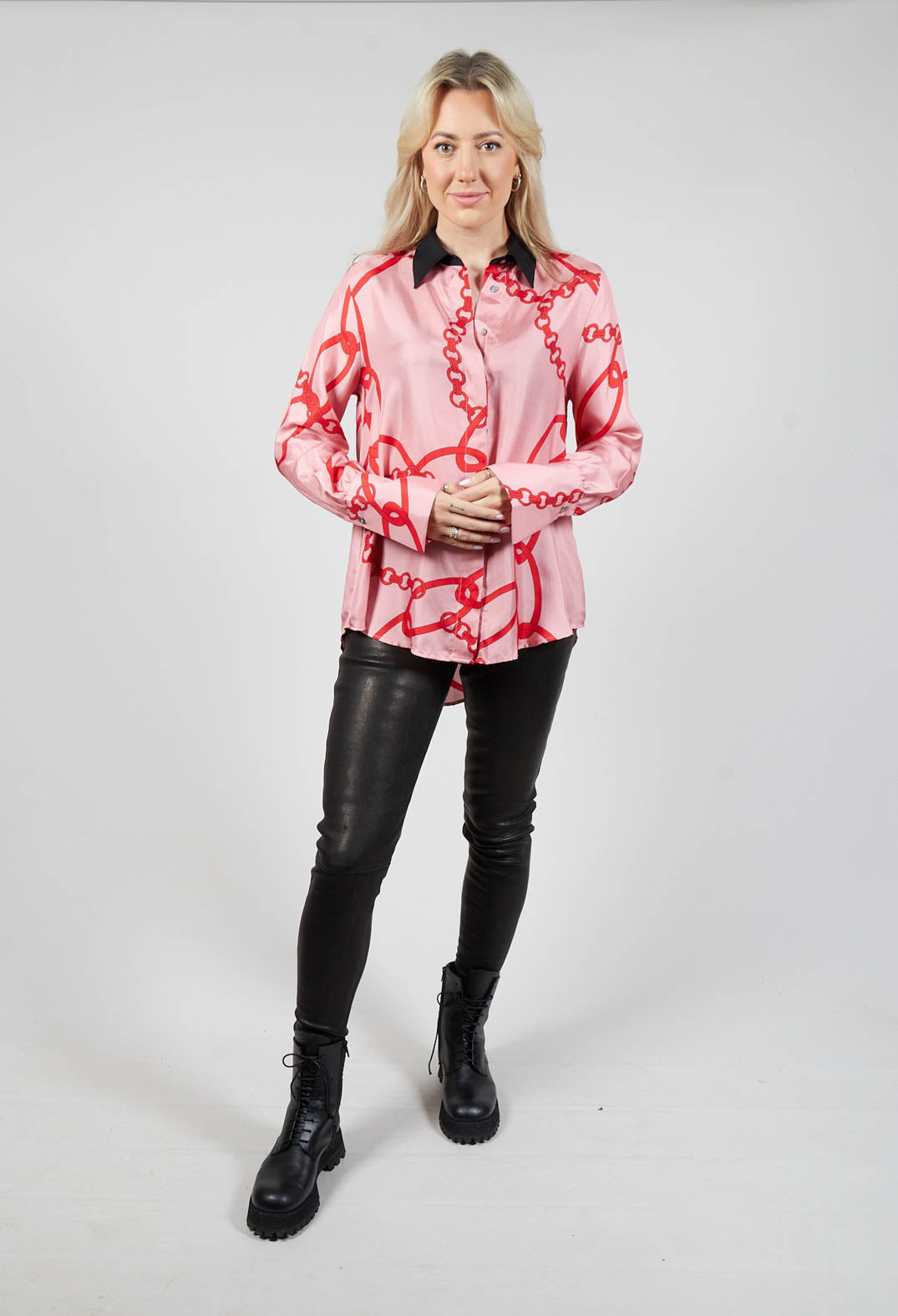 Chain Print Shirt in Pink