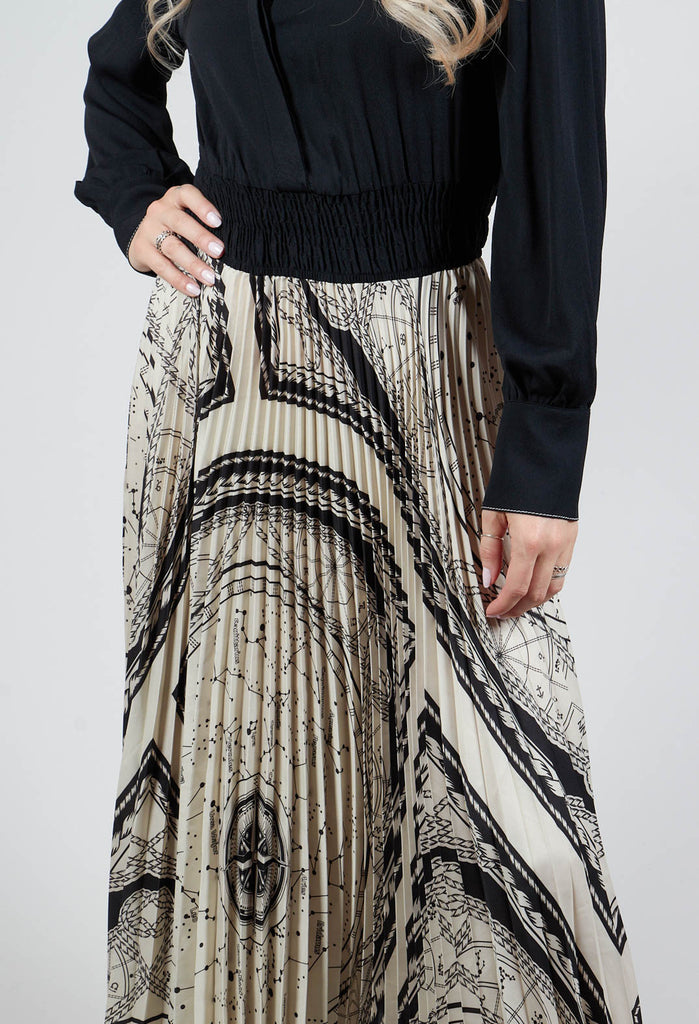 Shirtwaister Dress in Stone