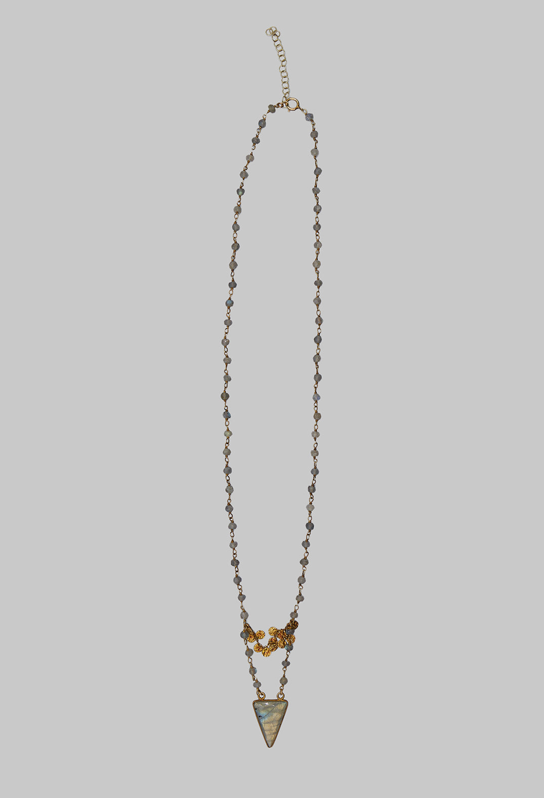Chain Necklace with Labradorite Pendant in Gold