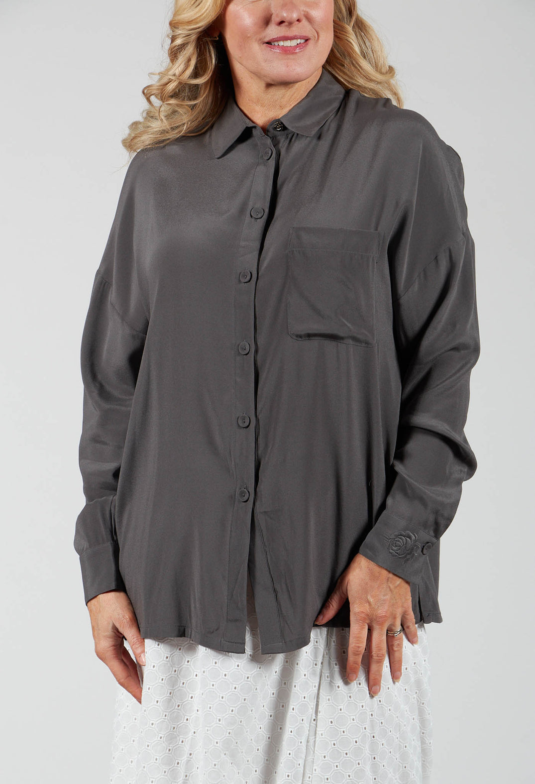 Silk Blouse in Antracite