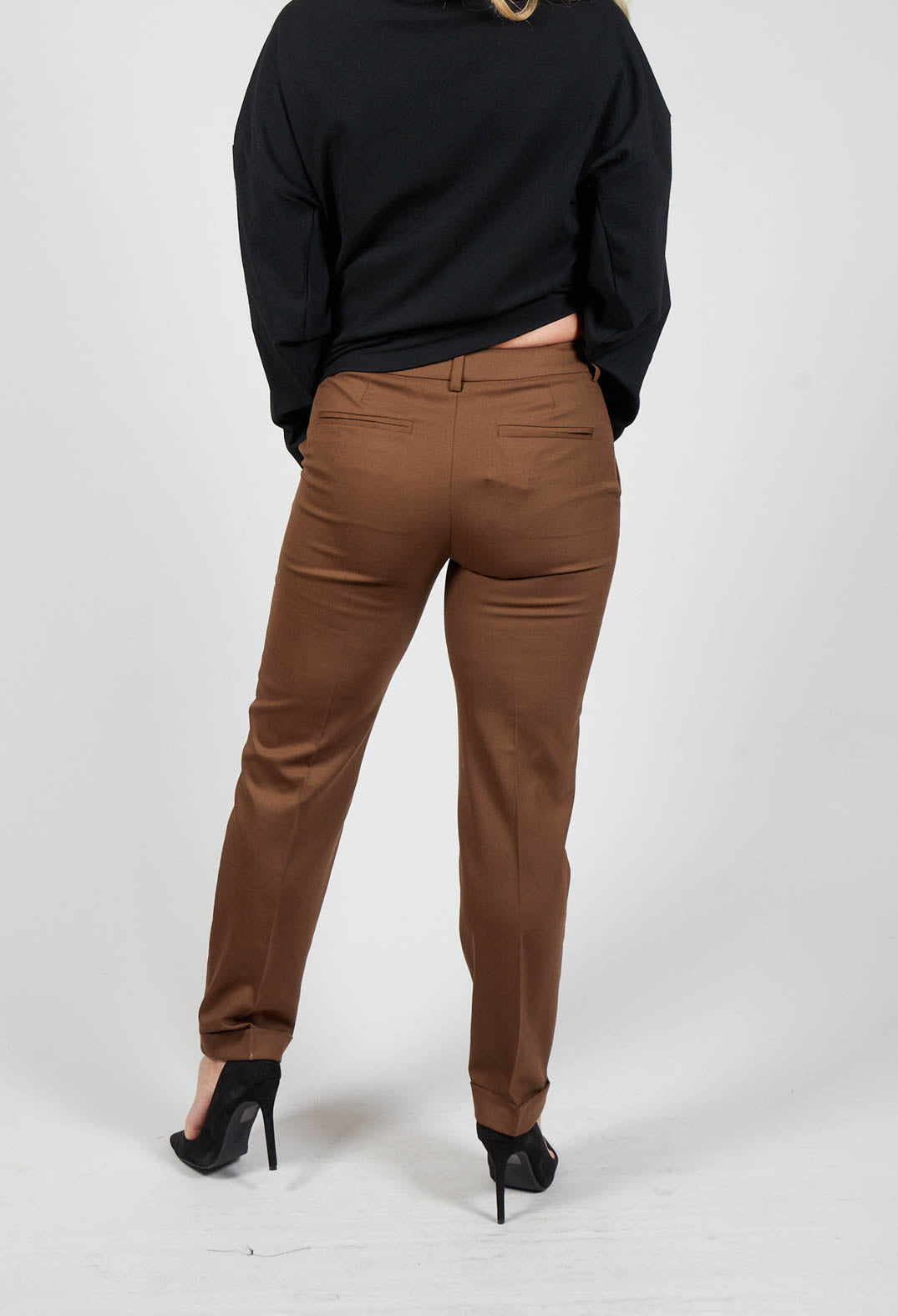 Tailored Trousers in Granato Tobacco