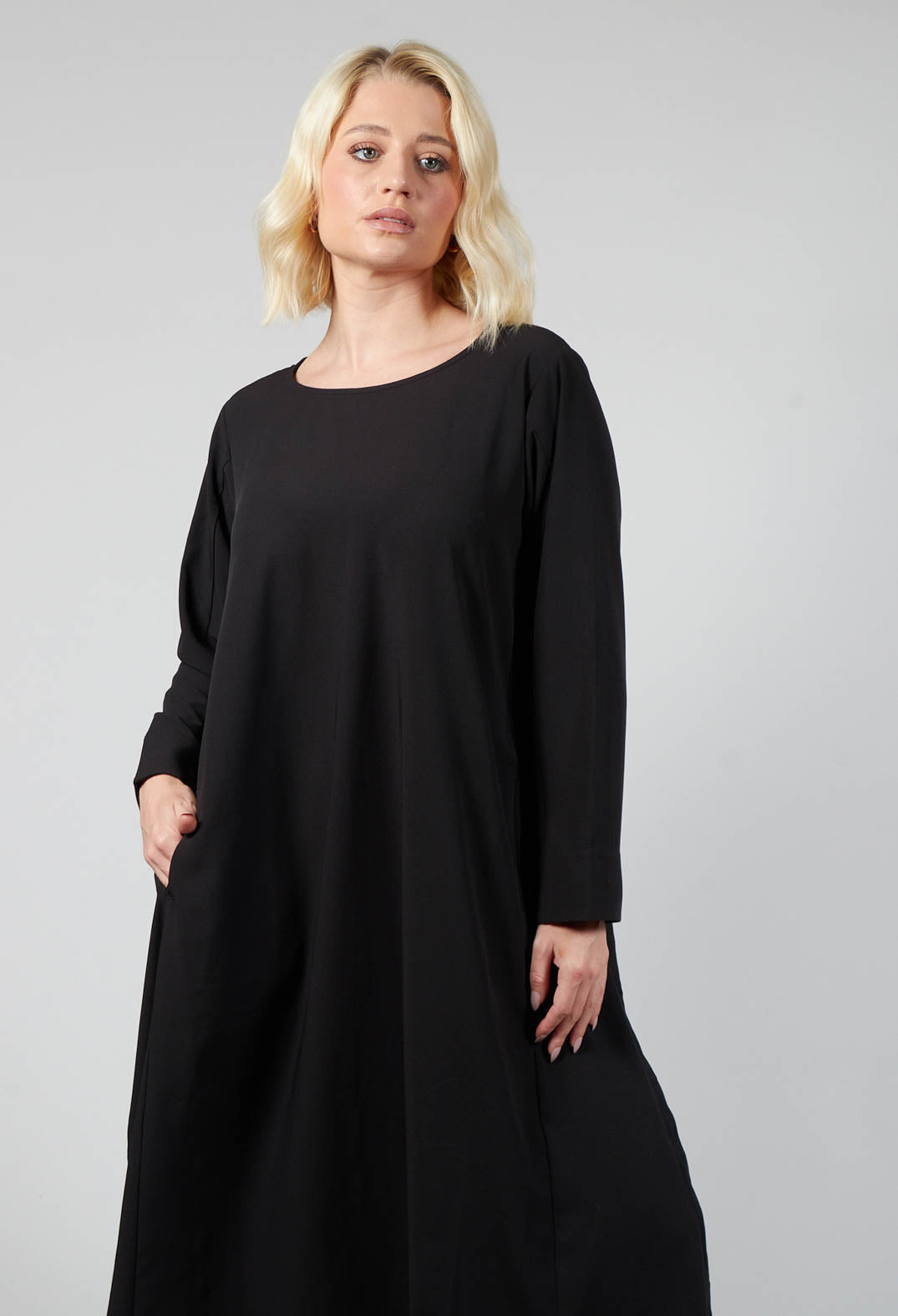 Midi Dress in Black